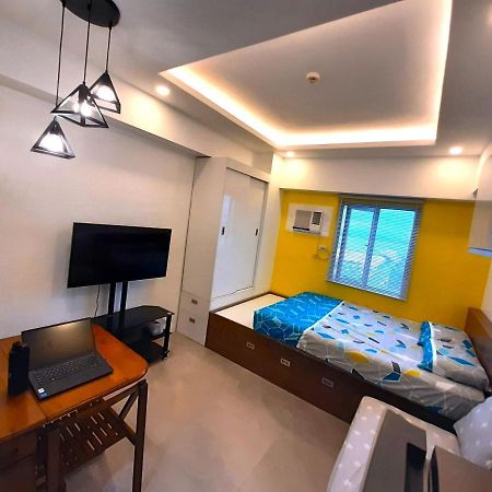1809 Sunvida Tower Condo Across Sm City Cebu Stadt Exterior foto