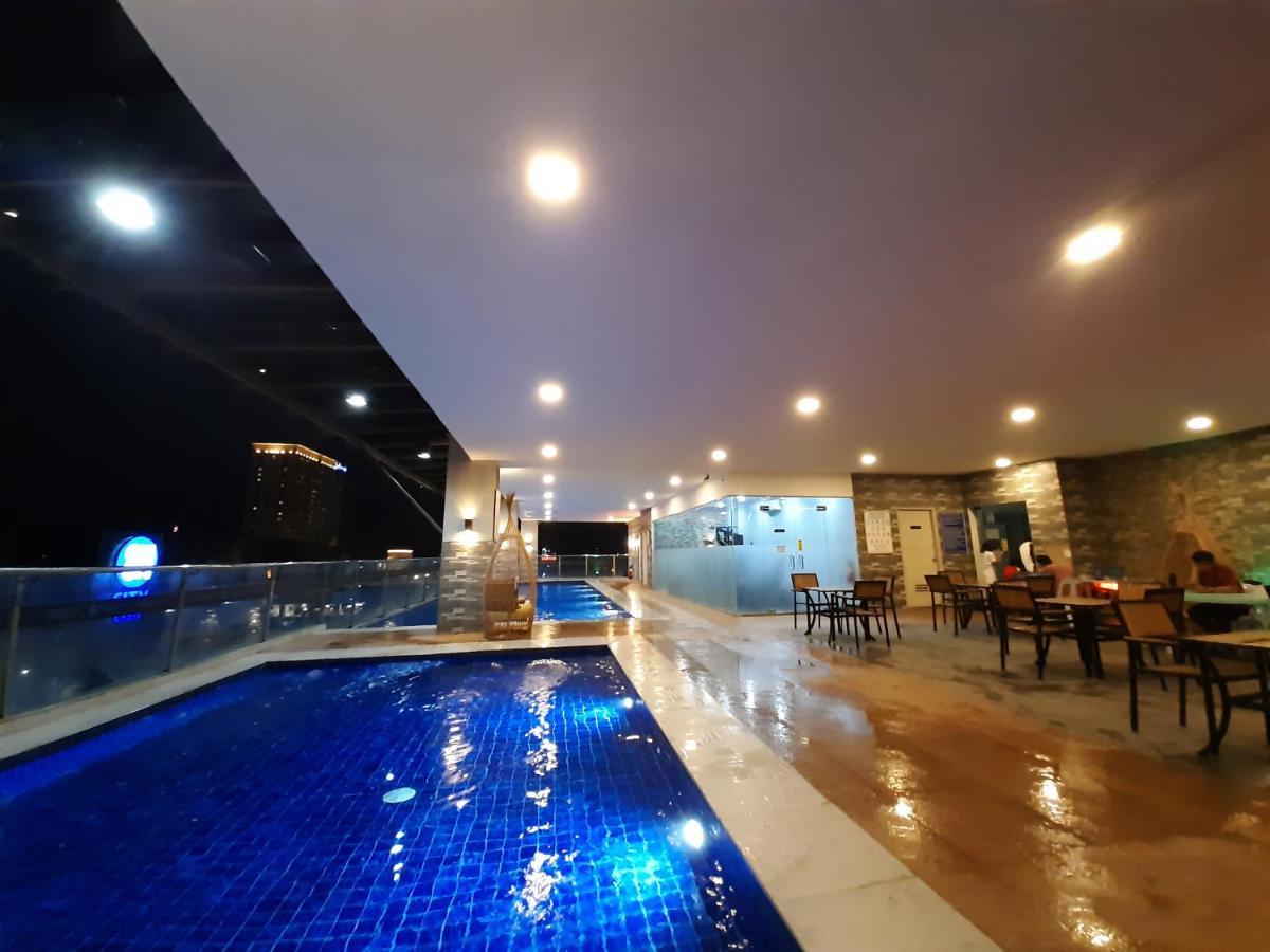1809 Sunvida Tower Condo Across Sm City Cebu Stadt Exterior foto
